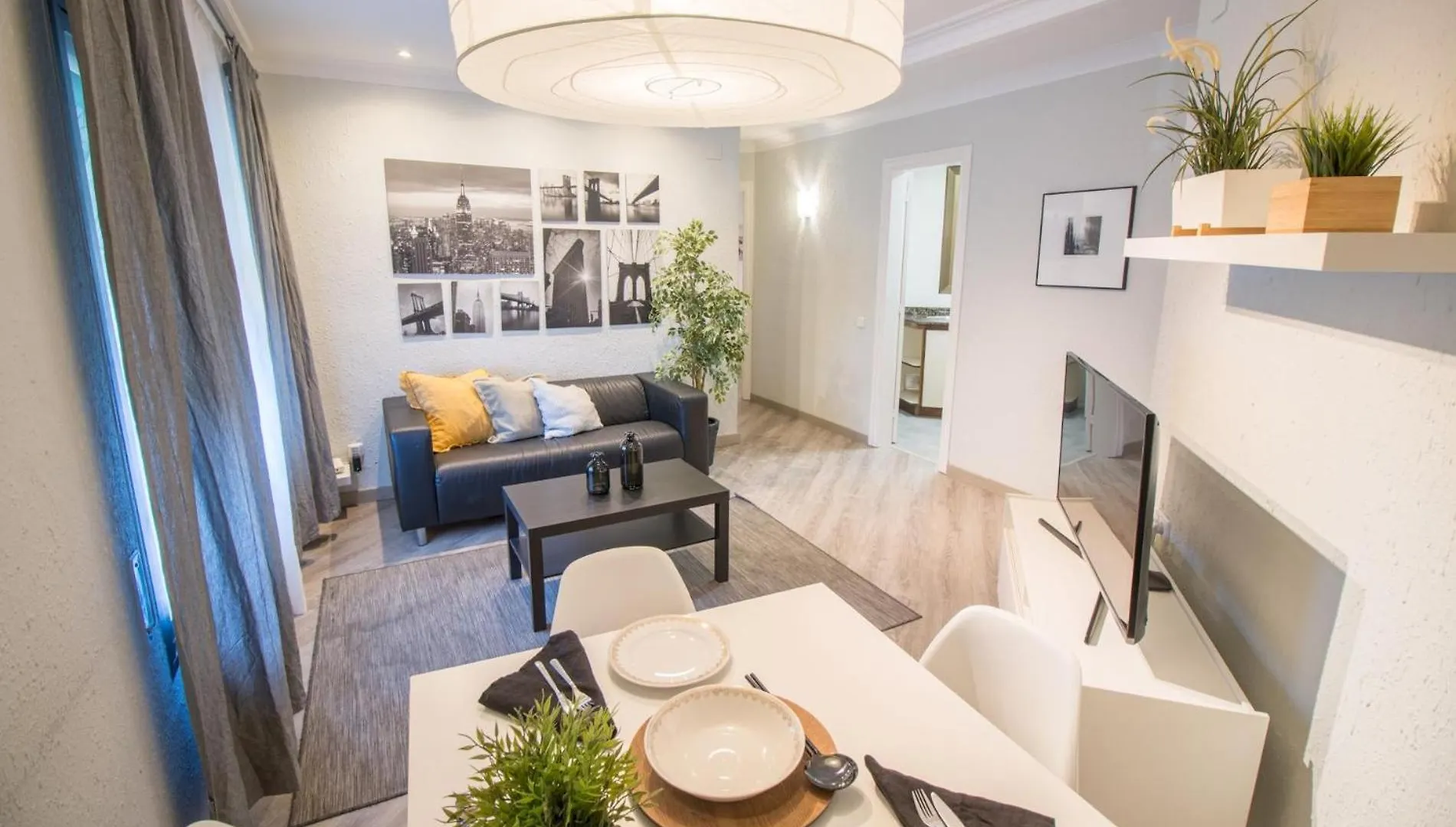 Apartment For 6 People, Equipped And Confortable L'Hospitalet de Llobregat 0*,